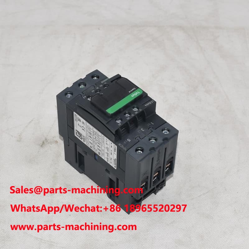 Контактор переменного тока LC1D65AM7C 220 В