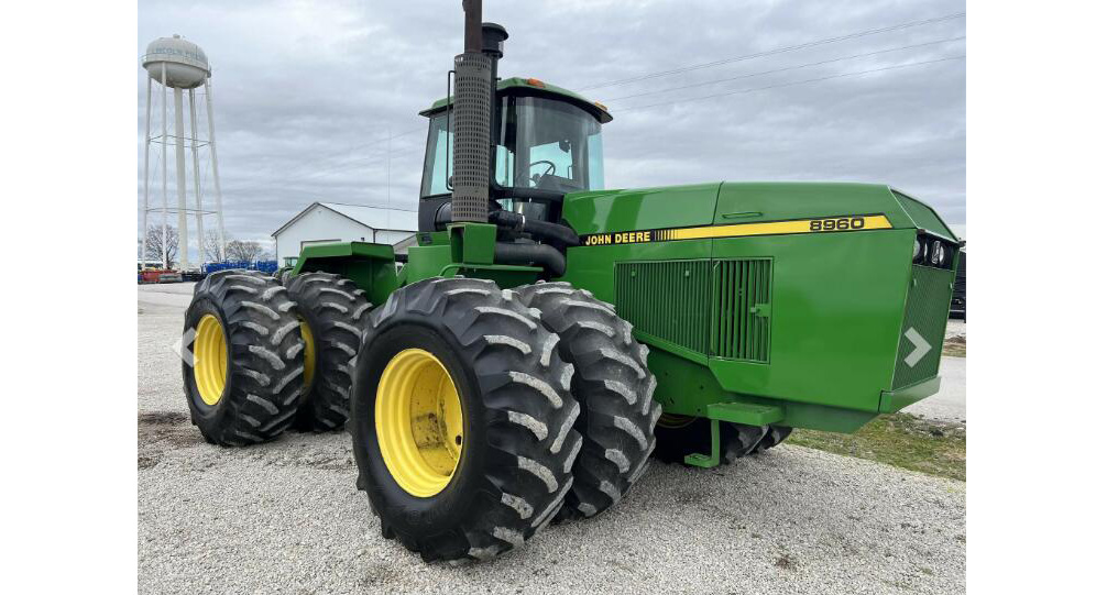 Фильтр двигателя John Deere 8960